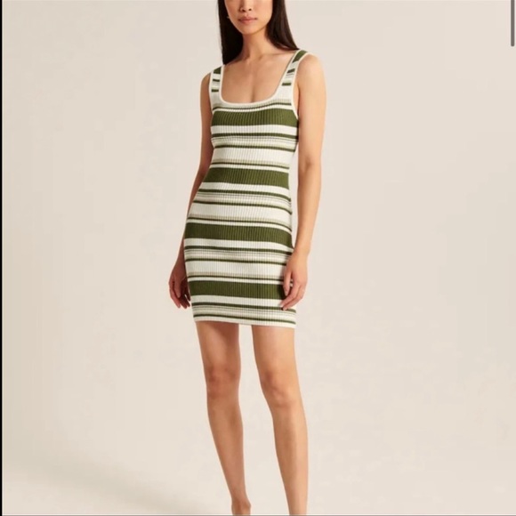 Abercrombie and Fitch reversible knit dress - Picture 8 of 13